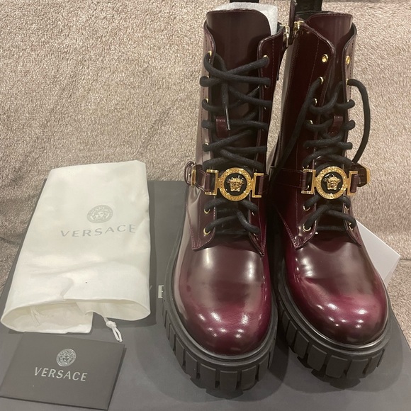 Versace shoe - Picture 4 of 10